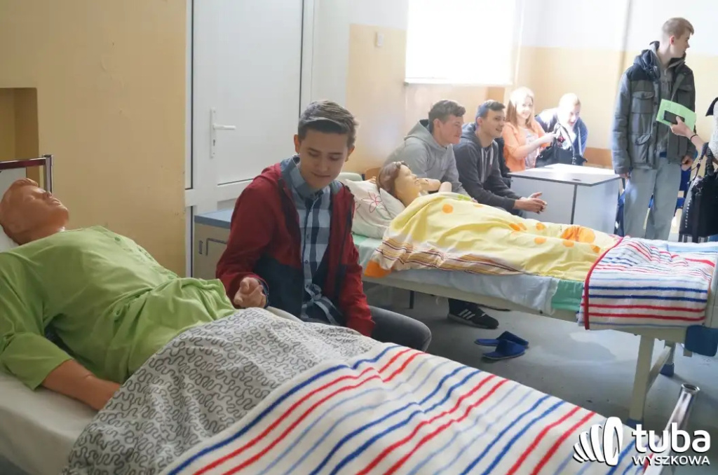 Gimnazjaliści zwiedzili zakątki „Kopernika”