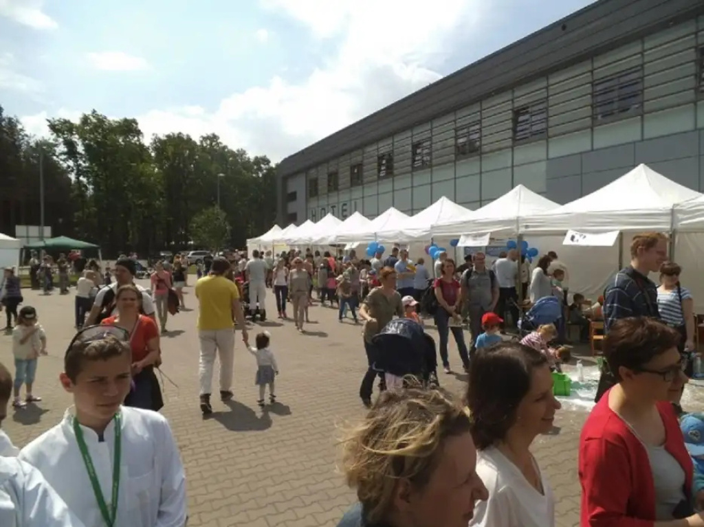 Uczniowie CEZiU na Festiwalu Nauki  w Legionowie
