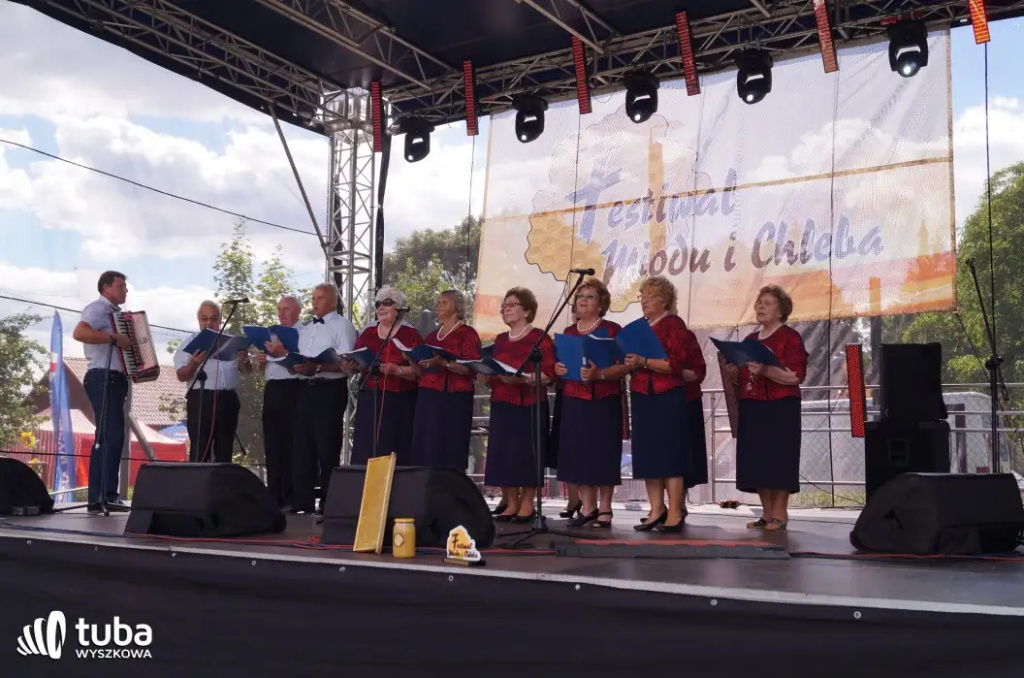 Po raz VI w Kamieńczyku odbył się Festiwal Miodu i Chleba
