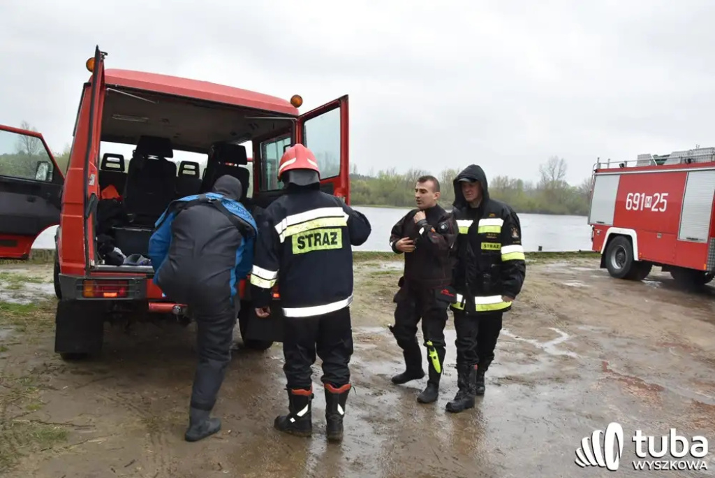 22-latek skoczył z mostu. Dzisiaj straż wznowi poszukiwania