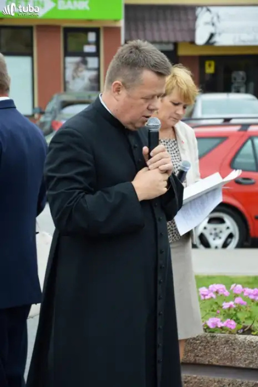 Jesteśmy tu żeby spłacić dług