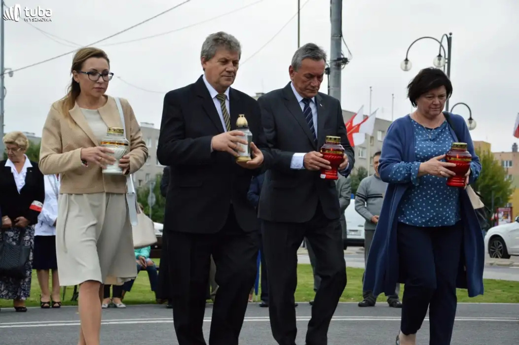 Jesteśmy tu żeby spłacić dług