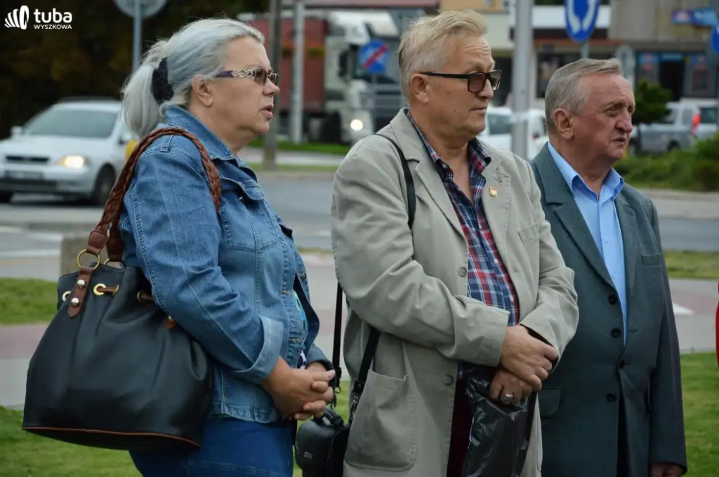 Jesteśmy tu żeby spłacić dług