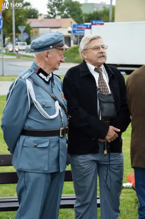 Jesteśmy tu żeby spłacić dług