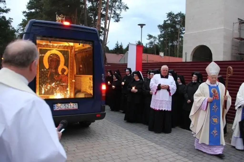 Niezwykłe spotkania z Królową Polski