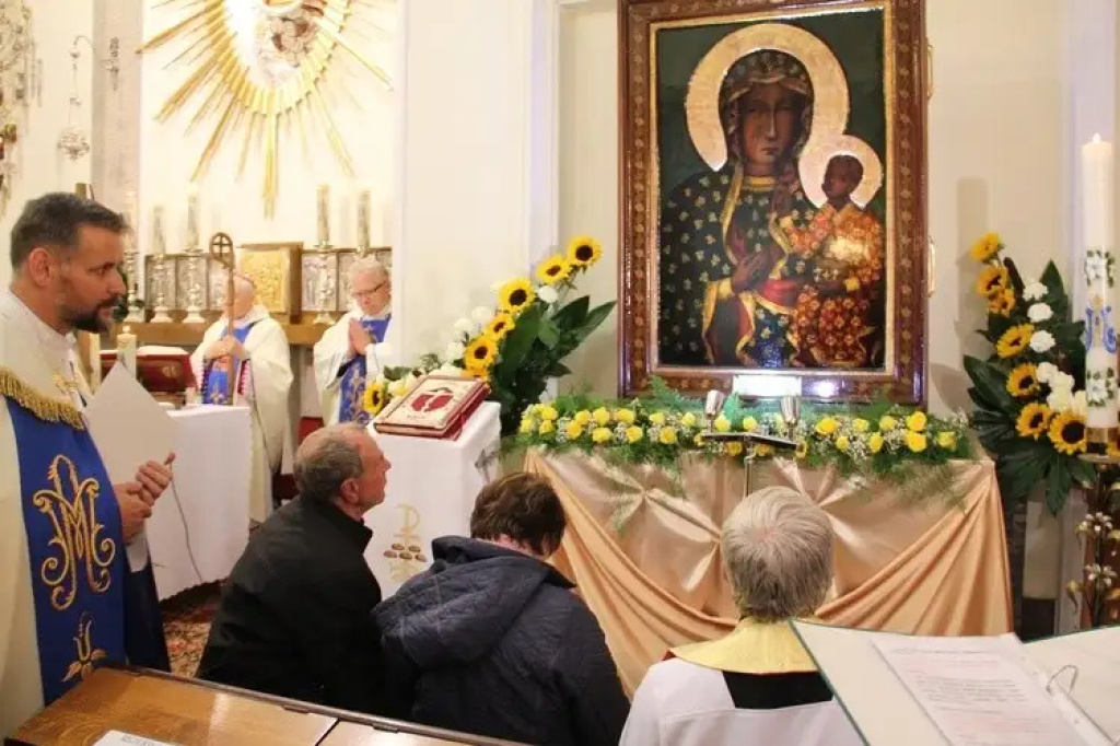 Niezwykłe spotkania z Królową Polski