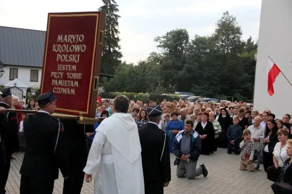 Niezwykłe spotkania z Królową Polski