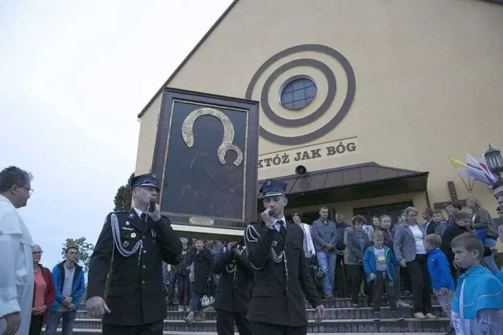 Niezwykłe spotkania z Królową Polski