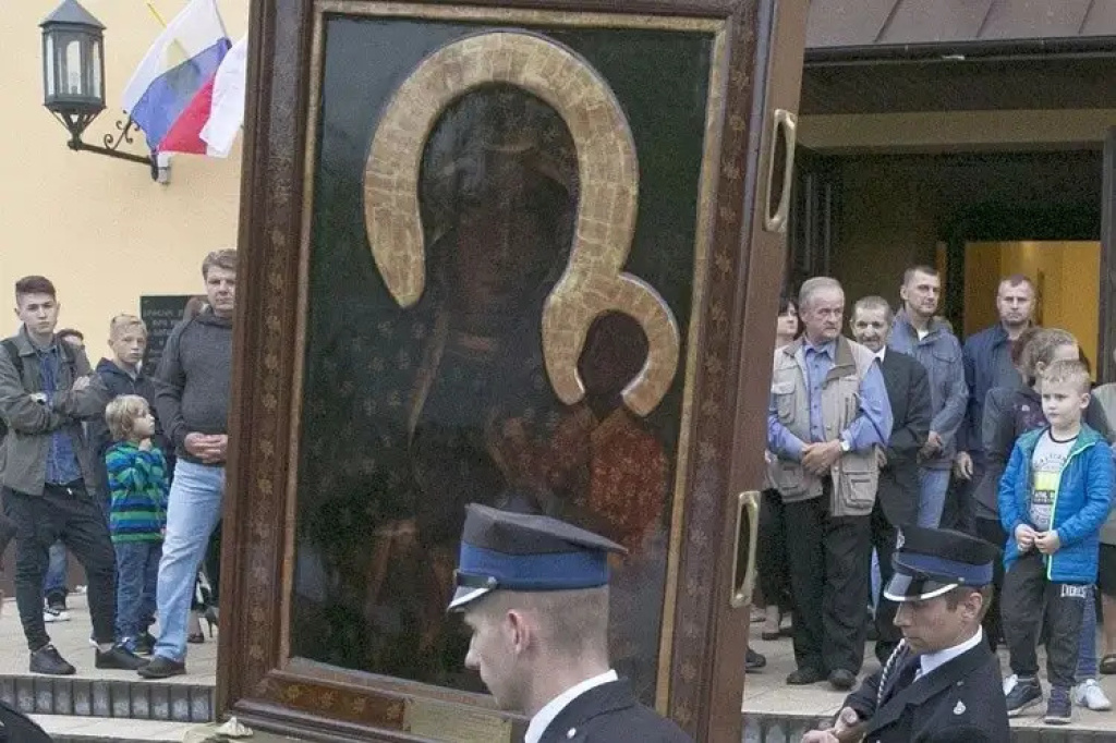 Niezwykłe spotkania z Królową Polski