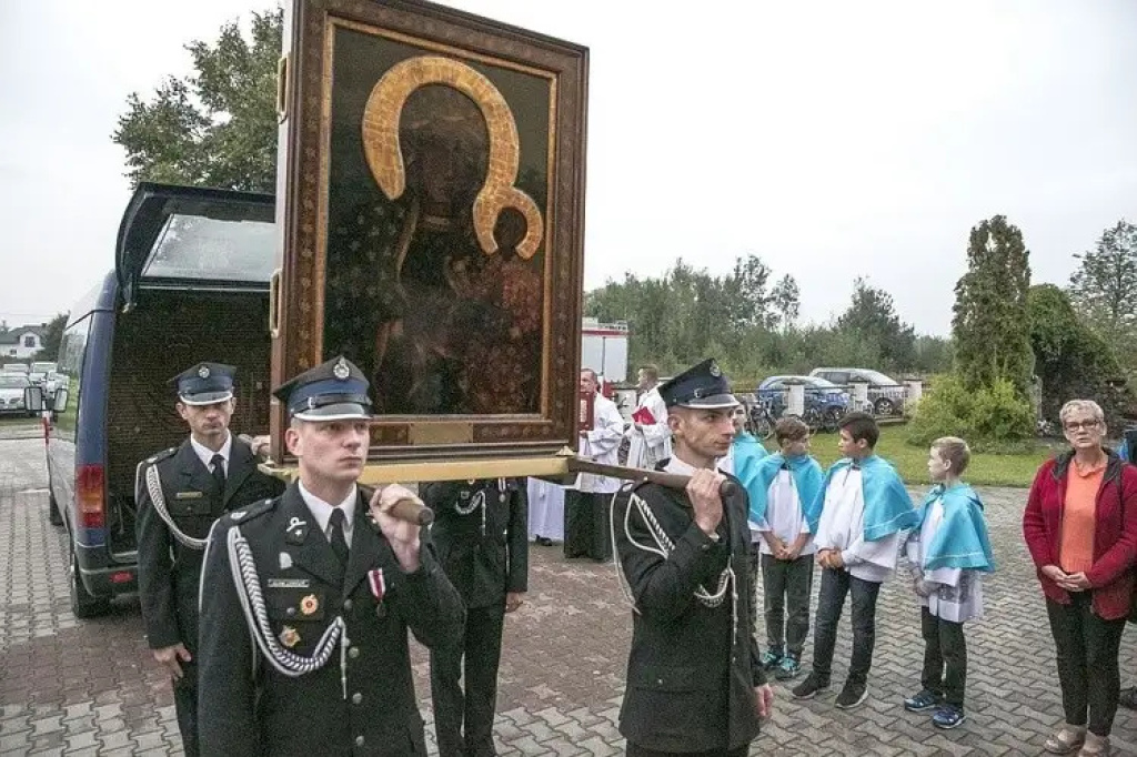 Niezwykłe spotkania z Królową Polski