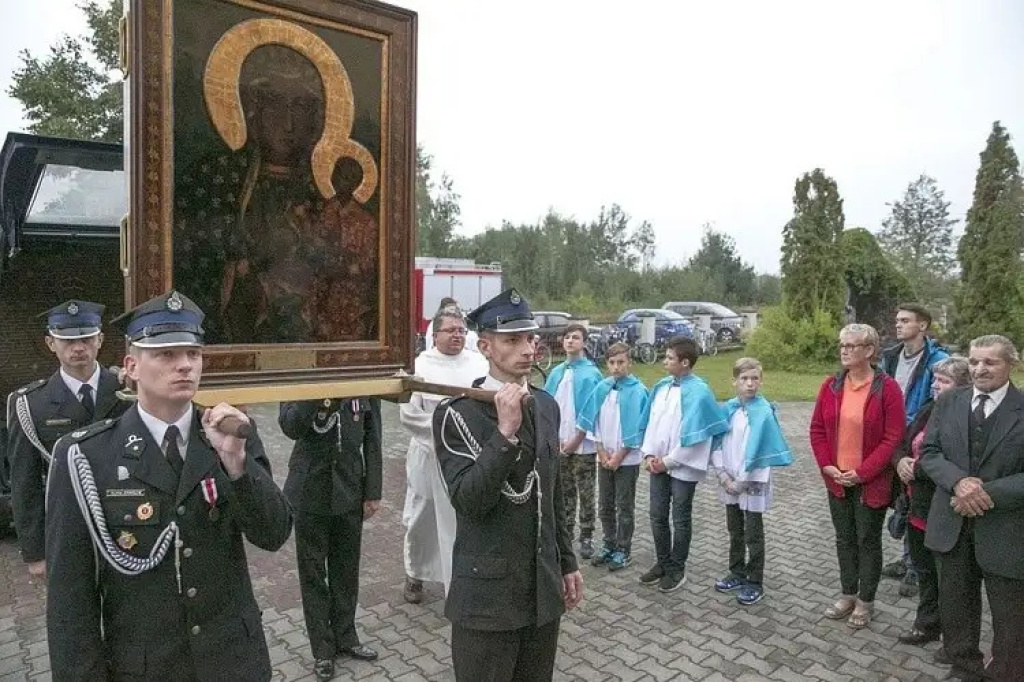 Niezwykłe spotkania z Królową Polski