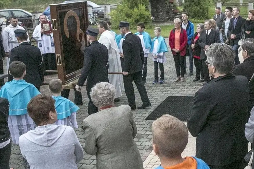 Niezwykłe spotkania z Królową Polski