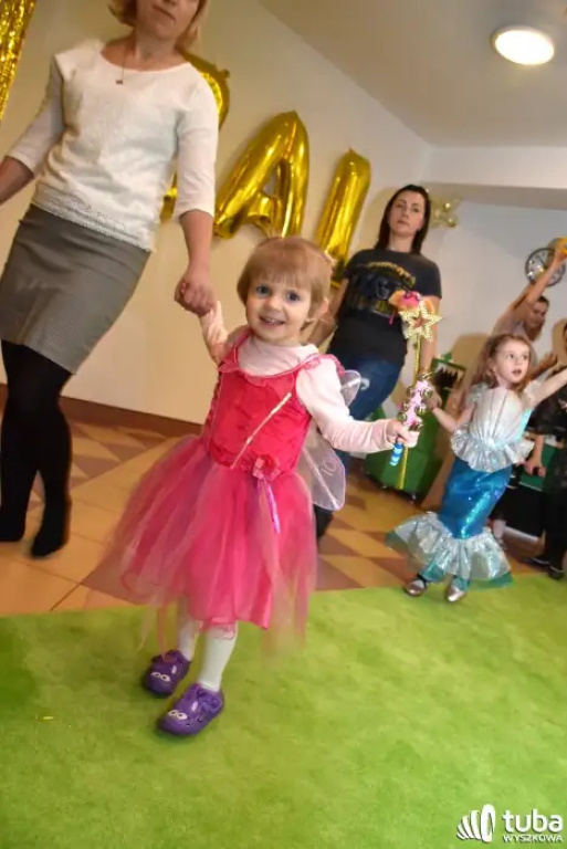 Bal Maluszka, czyli zabawa po królewsku z Pracownią Zabawy i Rozwoju MADU