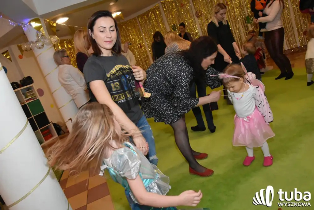 Bal Maluszka, czyli zabawa po królewsku z Pracownią Zabawy i Rozwoju MADU