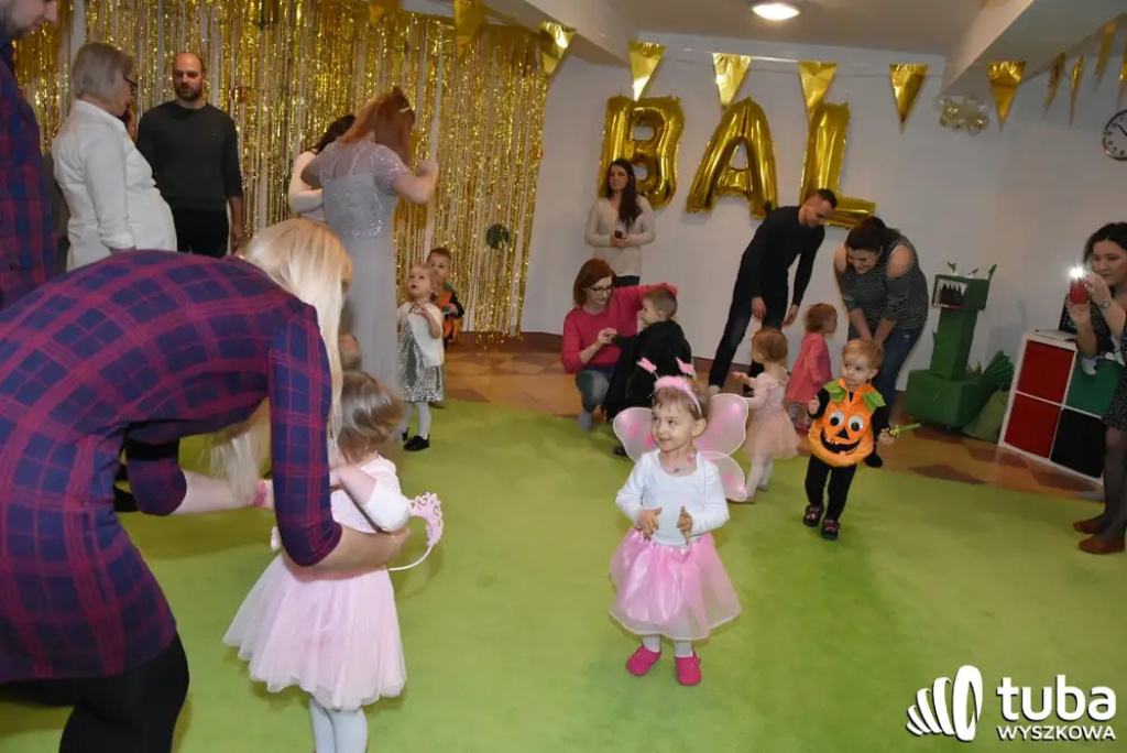 Bal Maluszka, czyli zabawa po królewsku z Pracownią Zabawy i Rozwoju MADU