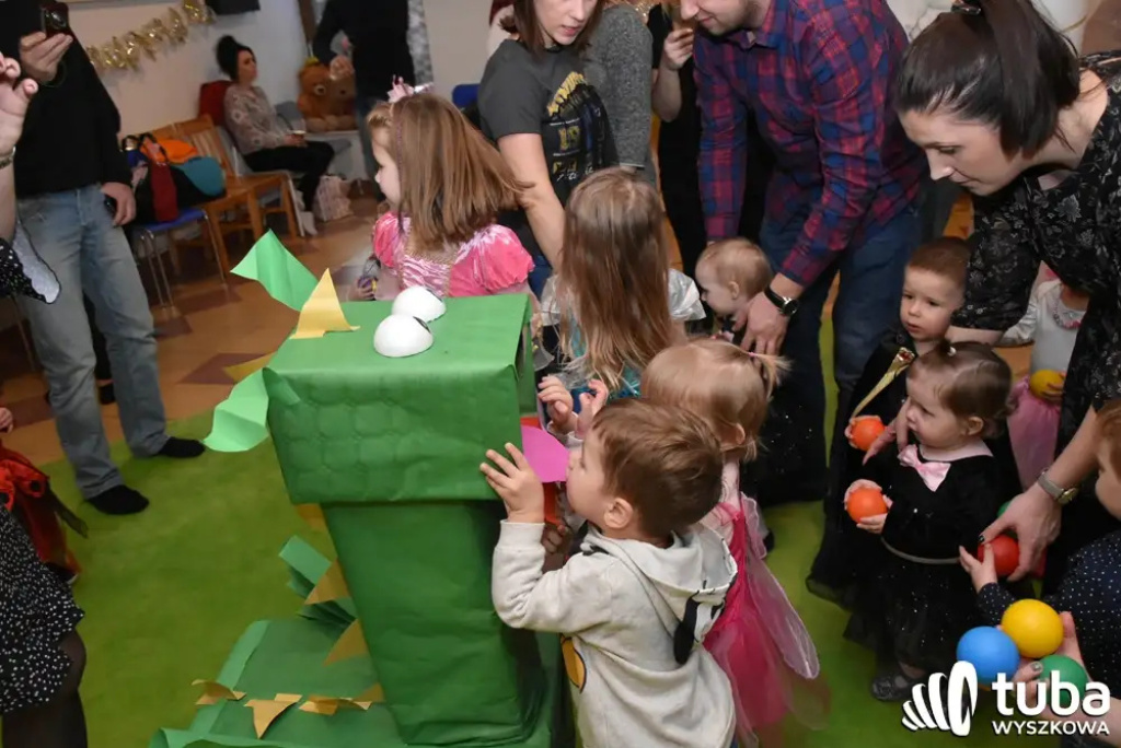 Bal Maluszka, czyli zabawa po królewsku z Pracownią Zabawy i Rozwoju MADU