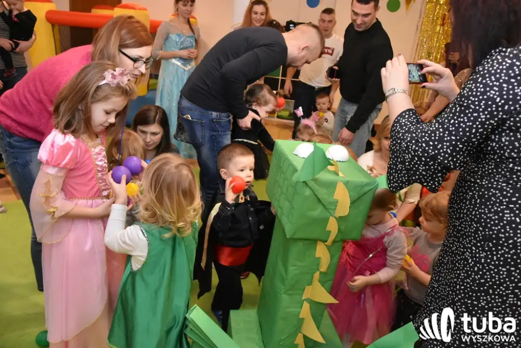Bal Maluszka, czyli zabawa po królewsku z Pracownią Zabawy i Rozwoju MADU