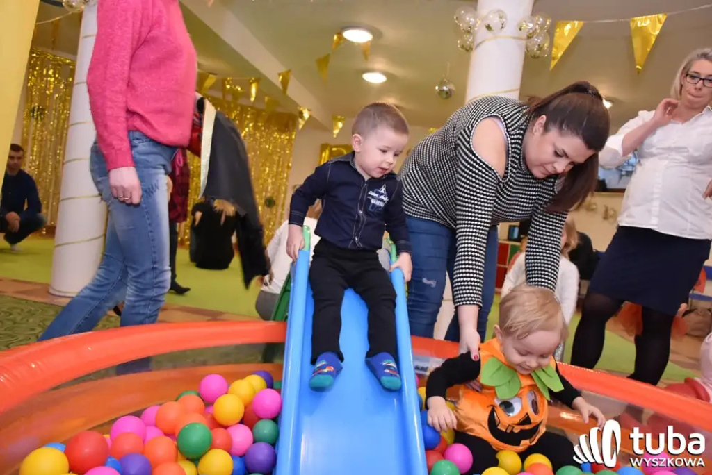 Bal Maluszka, czyli zabawa po królewsku z Pracownią Zabawy i Rozwoju MADU