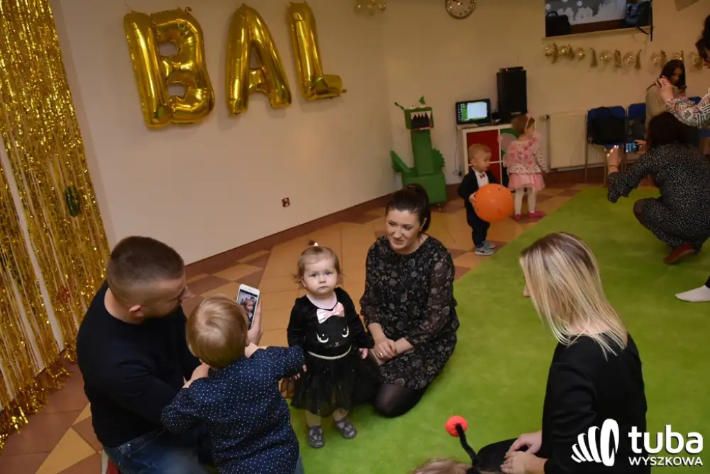 Bal Maluszka, czyli zabawa po królewsku z Pracownią Zabawy i Rozwoju MADU