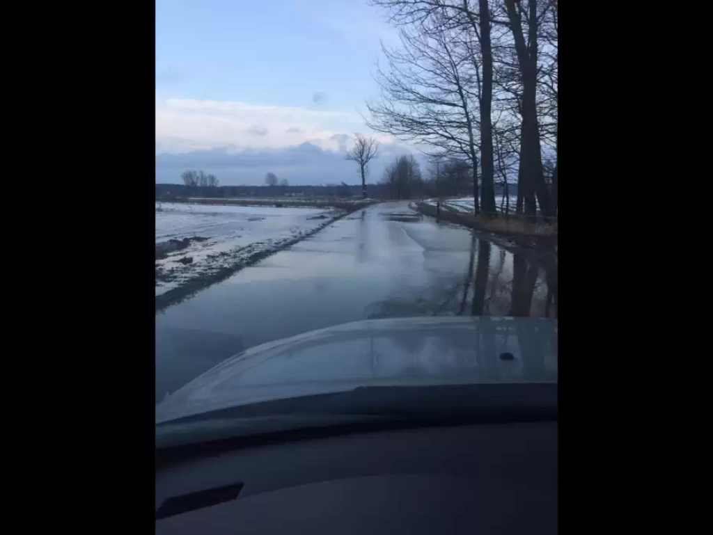 Bug znowu groźny! Wały wymagają umocnienia.  W czterech gminach alarm przeciwpowodziowy