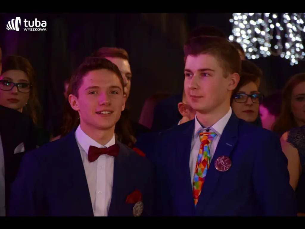 Taneczna, studniówkowa noc maturzystów z Zespołu Szkół nr 3 w Wyszkowie