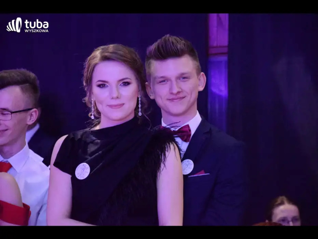 Taneczna, studniówkowa noc maturzystów z Zespołu Szkół nr 3 w Wyszkowie