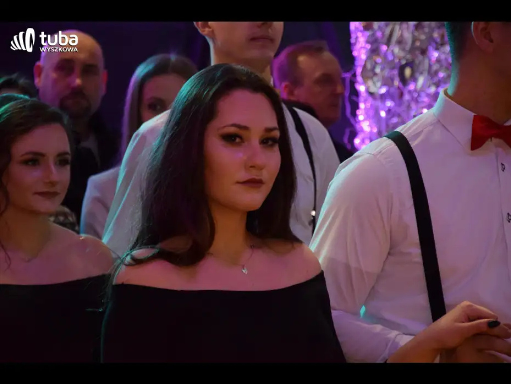 Taneczna, studniówkowa noc maturzystów z Zespołu Szkół nr 3 w Wyszkowie