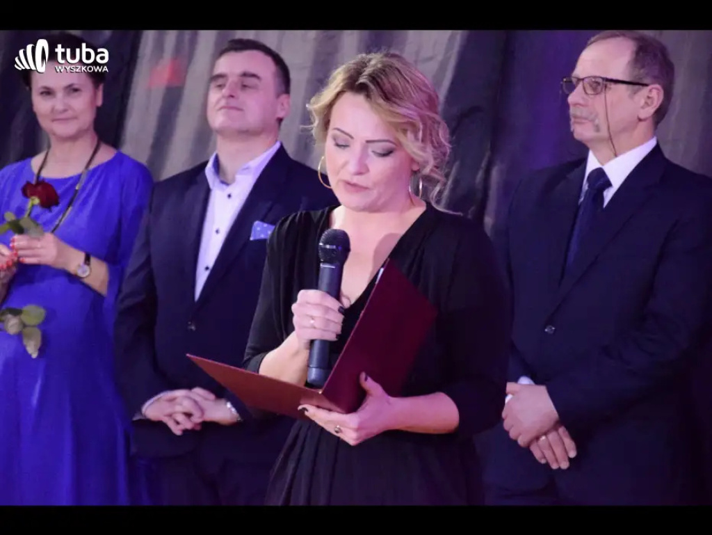 Taneczna, studniówkowa noc maturzystów z Zespołu Szkół nr 3 w Wyszkowie