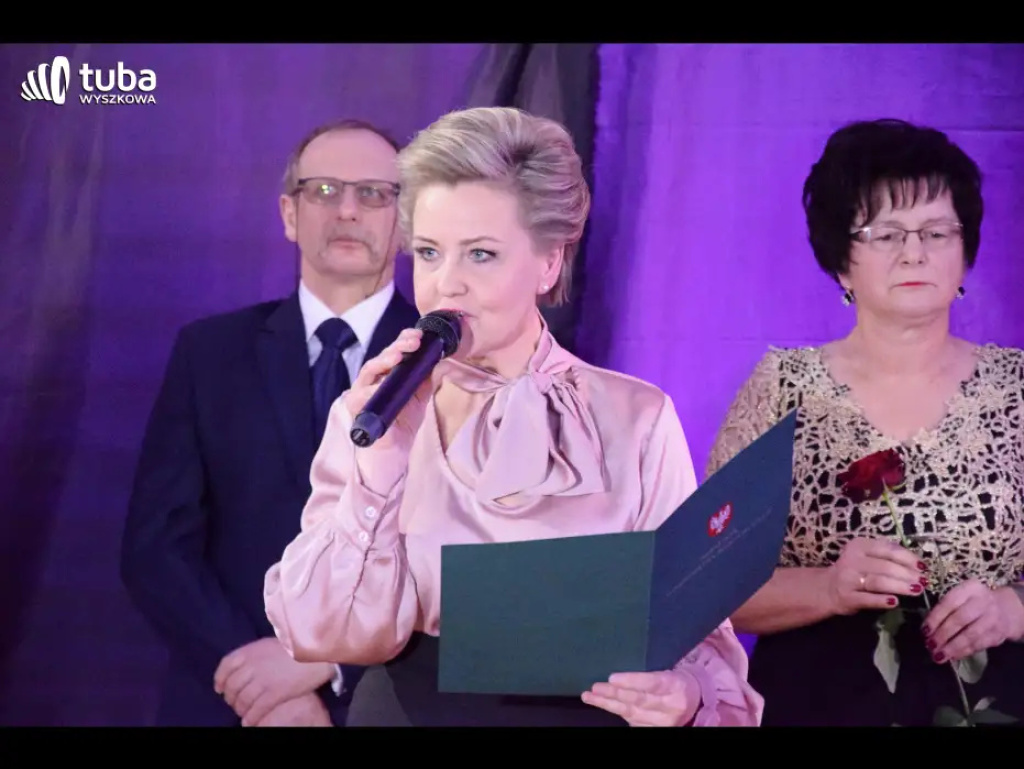 Taneczna, studniówkowa noc maturzystów z Zespołu Szkół nr 3 w Wyszkowie