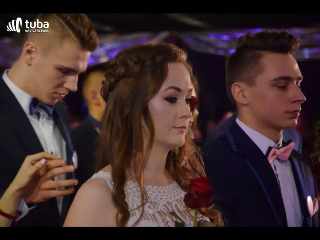 Taneczna, studniówkowa noc maturzystów z Zespołu Szkół nr 3 w Wyszkowie