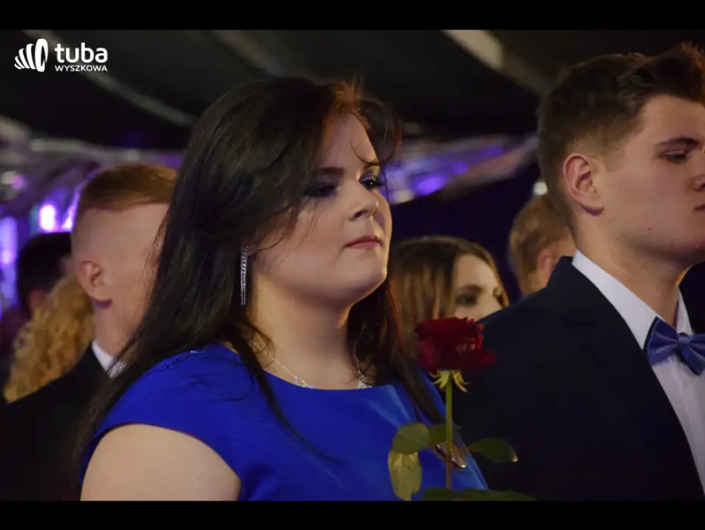 Taneczna, studniówkowa noc maturzystów z Zespołu Szkół nr 3 w Wyszkowie