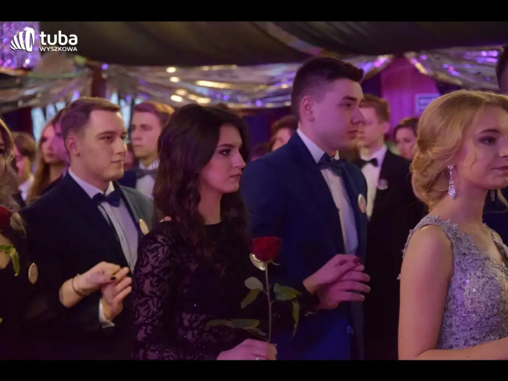 Taneczna, studniówkowa noc maturzystów z Zespołu Szkół nr 3 w Wyszkowie