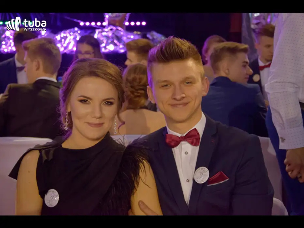 Taneczna, studniówkowa noc maturzystów z Zespołu Szkół nr 3 w Wyszkowie