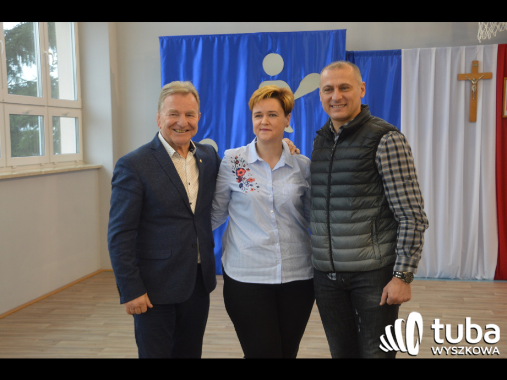 Porządzie czekało 20 lat. Otwarcie nowej hali sportowej przy szkole podstawowej