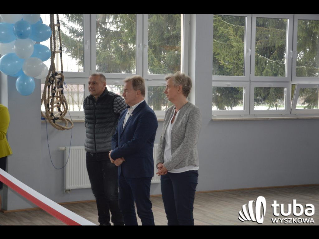 Porządzie czekało 20 lat. Otwarcie nowej hali sportowej przy szkole podstawowej