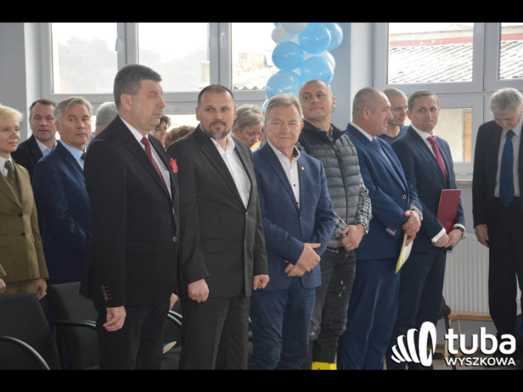 Porządzie czekało 20 lat. Otwarcie nowej hali sportowej przy szkole podstawowej