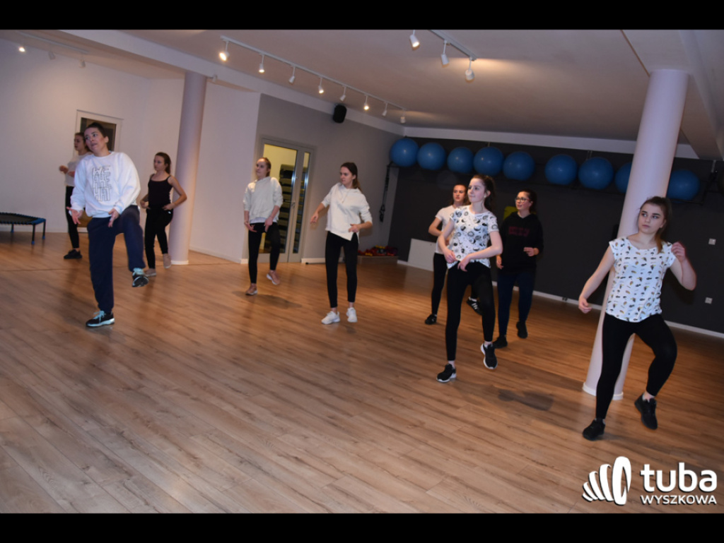 Jazz, taniec towarzyski, nowoczesny, video clip dance, czyli taneczna oferta klubu Power Fit