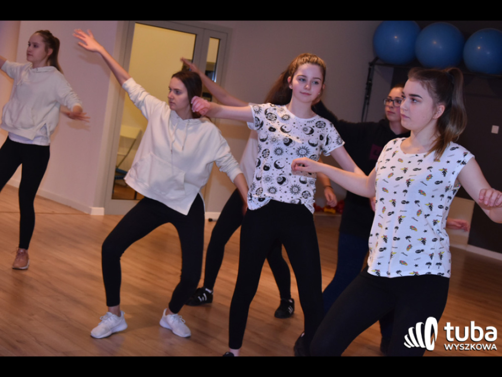 Jazz, taniec towarzyski, nowoczesny, video clip dance, czyli taneczna oferta klubu Power Fit