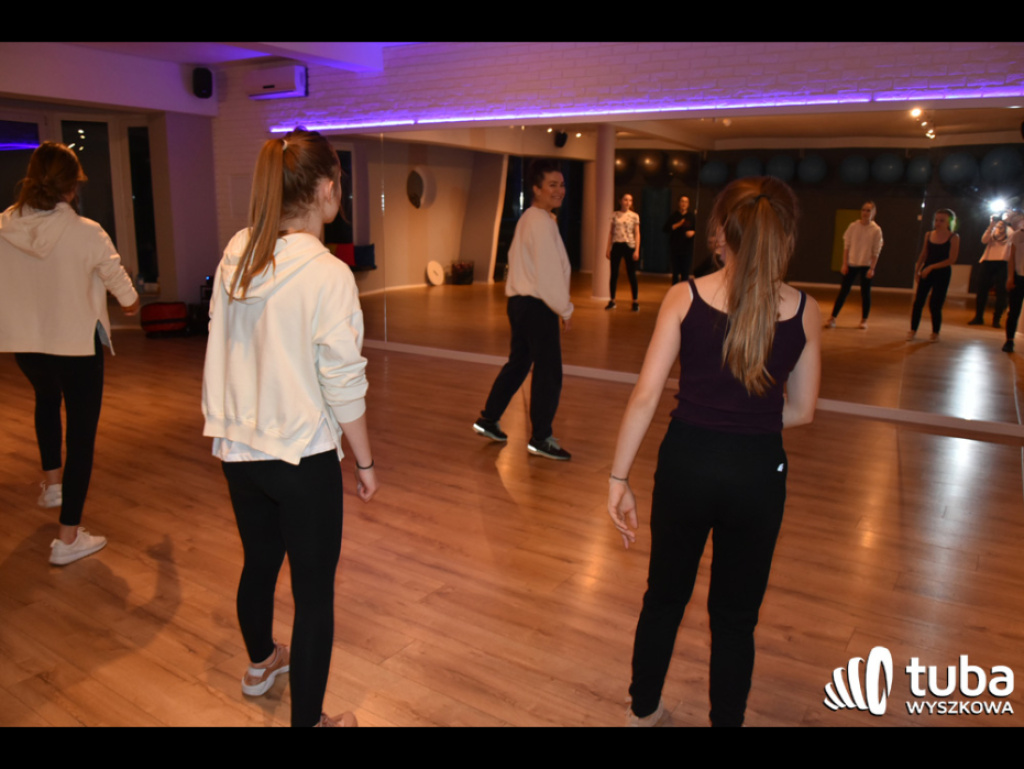 Jazz, taniec towarzyski, nowoczesny, video clip dance, czyli taneczna oferta klubu Power Fit