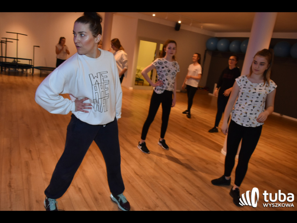 Jazz, taniec towarzyski, nowoczesny, video clip dance, czyli taneczna oferta klubu Power Fit