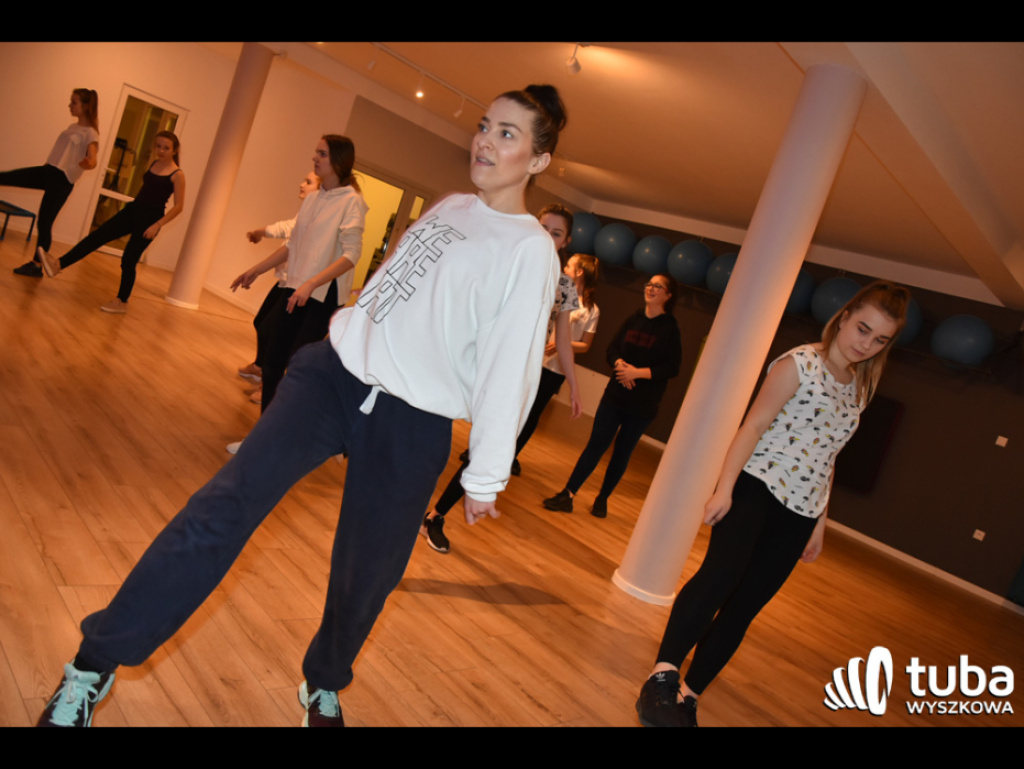 Jazz, taniec towarzyski, nowoczesny, video clip dance, czyli taneczna oferta klubu Power Fit