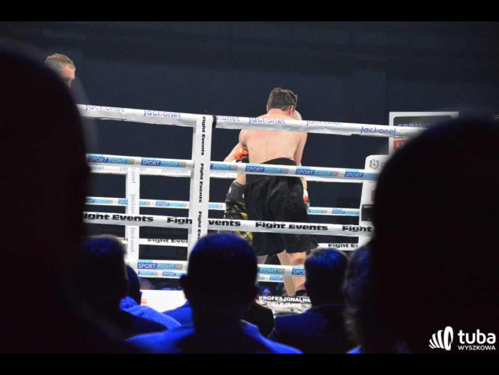 Wygrana Mateusza Tryca na punkty podczas Friday Boxing Night w Wyszkowie