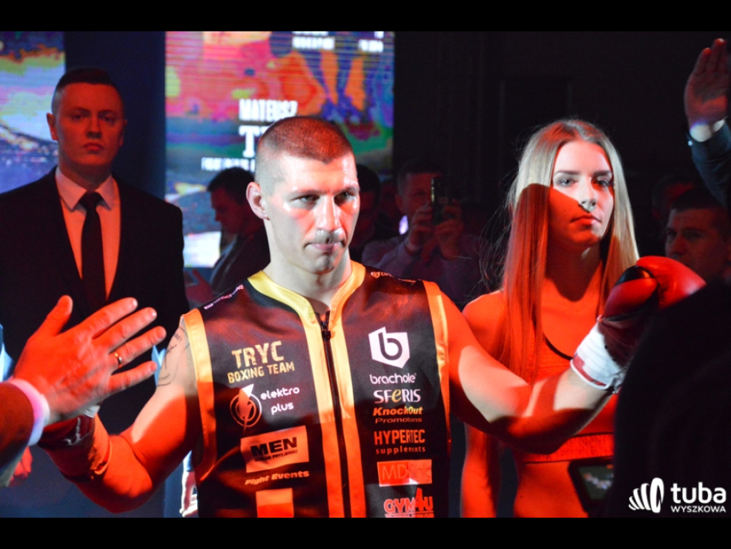 Wygrana Mateusza Tryca na punkty podczas Friday Boxing Night w Wyszkowie