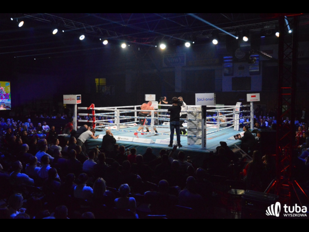 Wygrana Mateusza Tryca na punkty podczas Friday Boxing Night w Wyszkowie