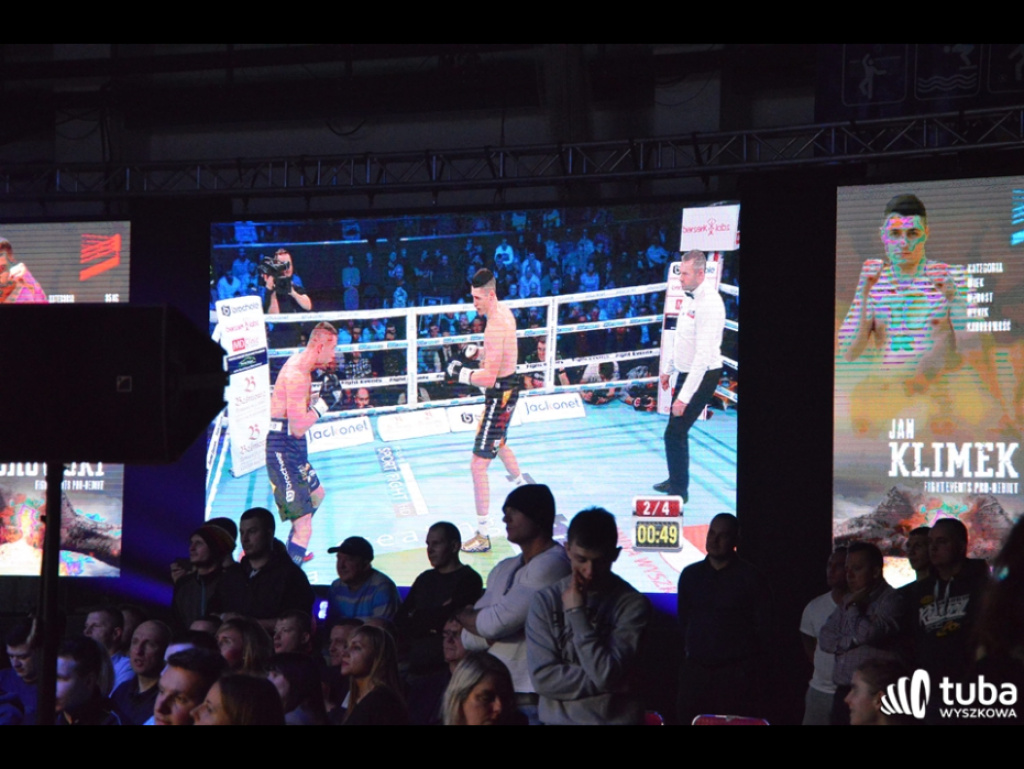 Wygrana Mateusza Tryca na punkty podczas Friday Boxing Night w Wyszkowie