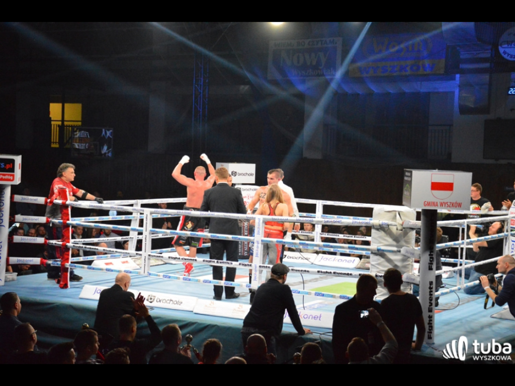 Wygrana Mateusza Tryca na punkty podczas Friday Boxing Night w Wyszkowie