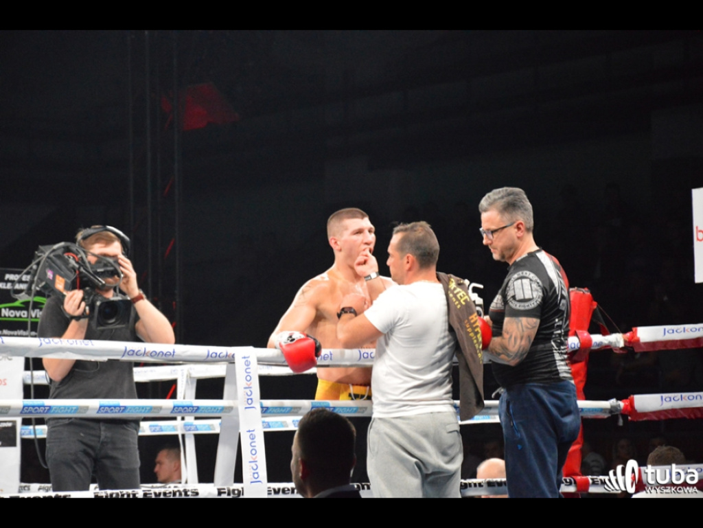 Wygrana Mateusza Tryca na punkty podczas Friday Boxing Night w Wyszkowie