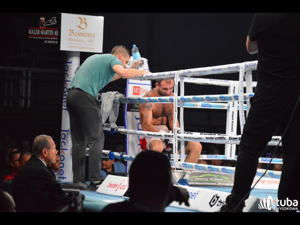 Wygrana Mateusza Tryca na punkty podczas Friday Boxing Night w Wyszkowie