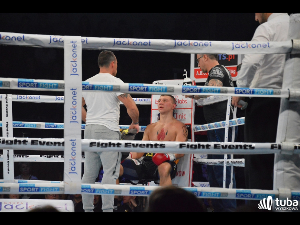 Wygrana Mateusza Tryca na punkty podczas Friday Boxing Night w Wyszkowie