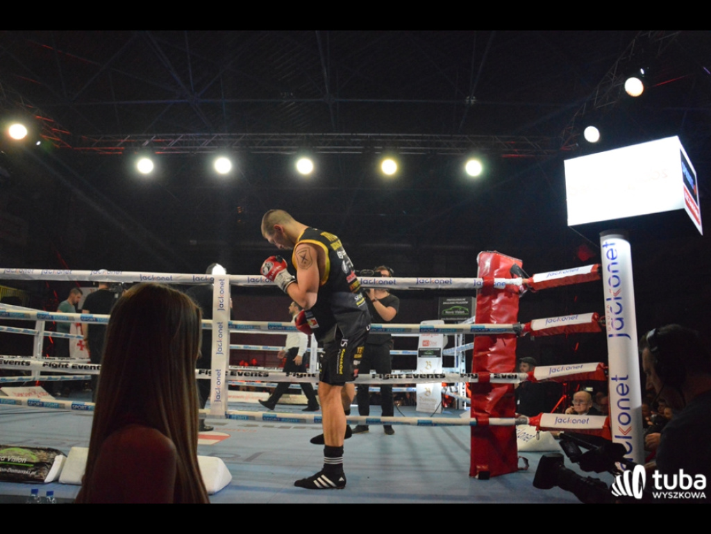 Wygrana Mateusza Tryca na punkty podczas Friday Boxing Night w Wyszkowie